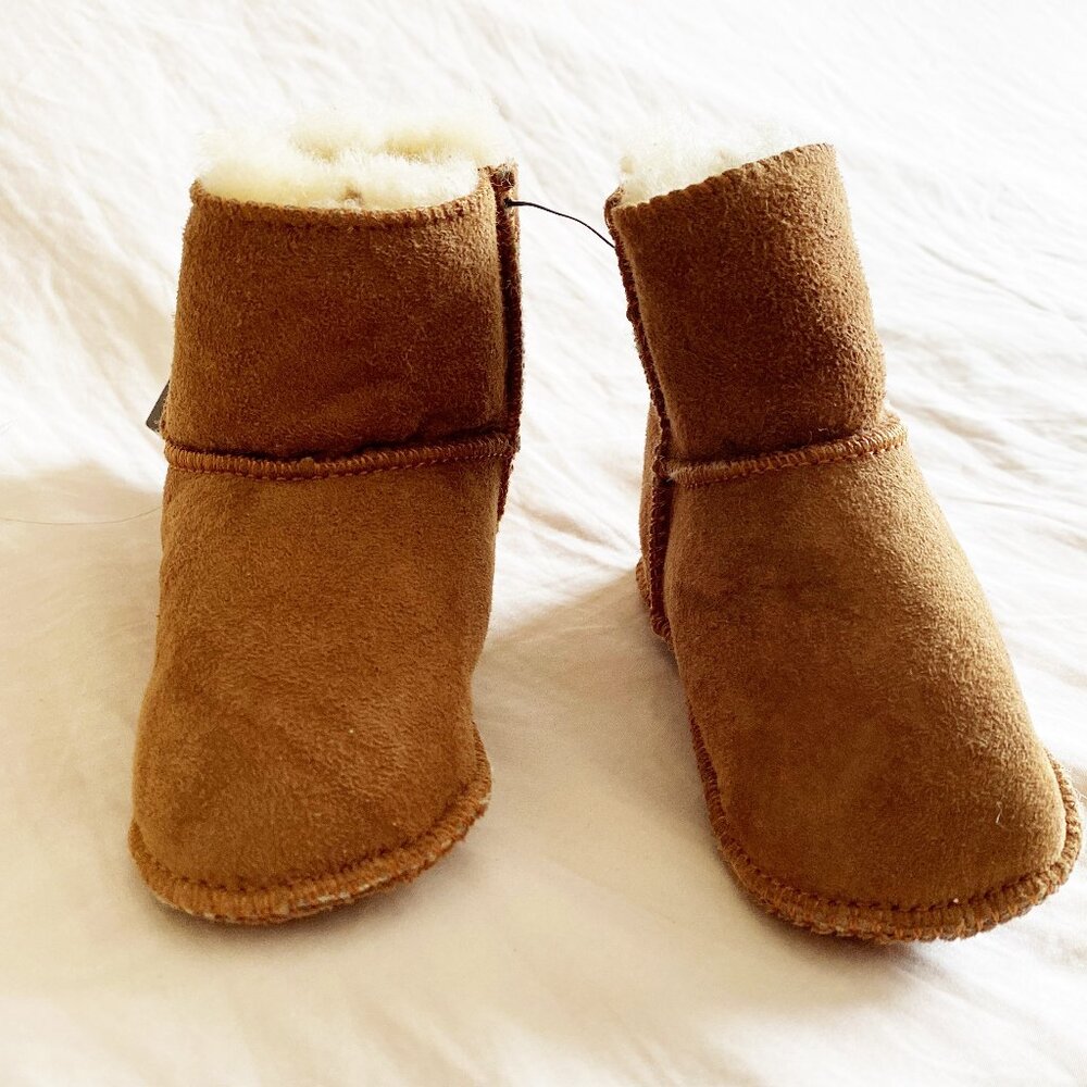 NWT Sheepskin Booties by Lakeland for Infant (like Uggs)